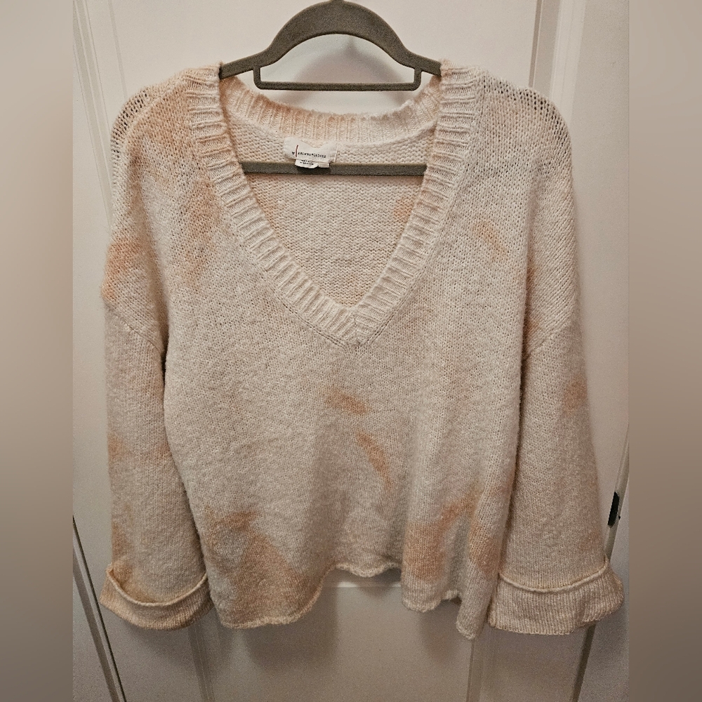 Anthropologie oversized Sweater with wide sleeves